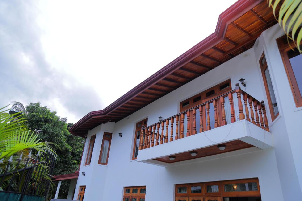 Mount River View แคนดี้ ภายนอก รูปภาพ